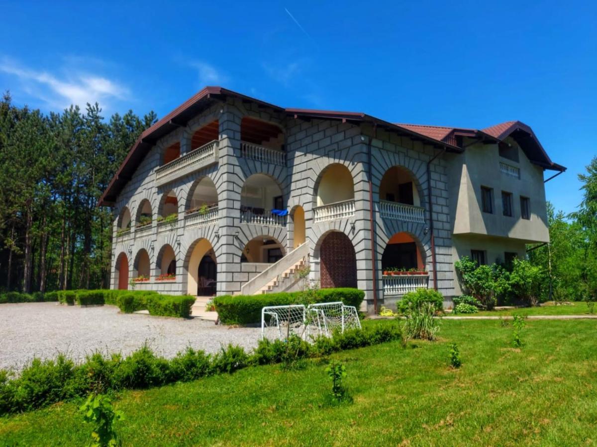 Vacation Home Keskic Velika Gata Екстер'єр фото