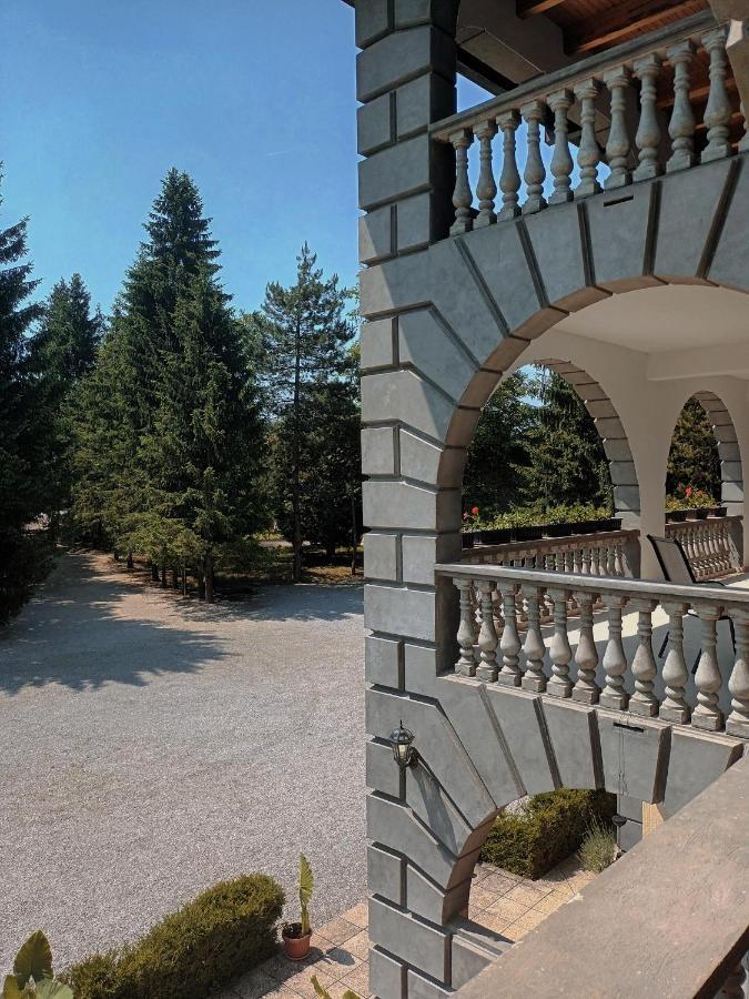 Vacation Home Keskic Velika Gata Екстер'єр фото
