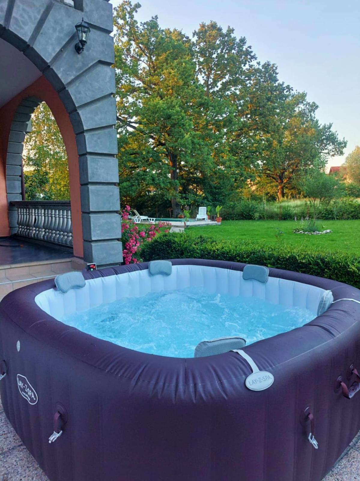 Vacation Home Keskic Velika Gata Екстер'єр фото