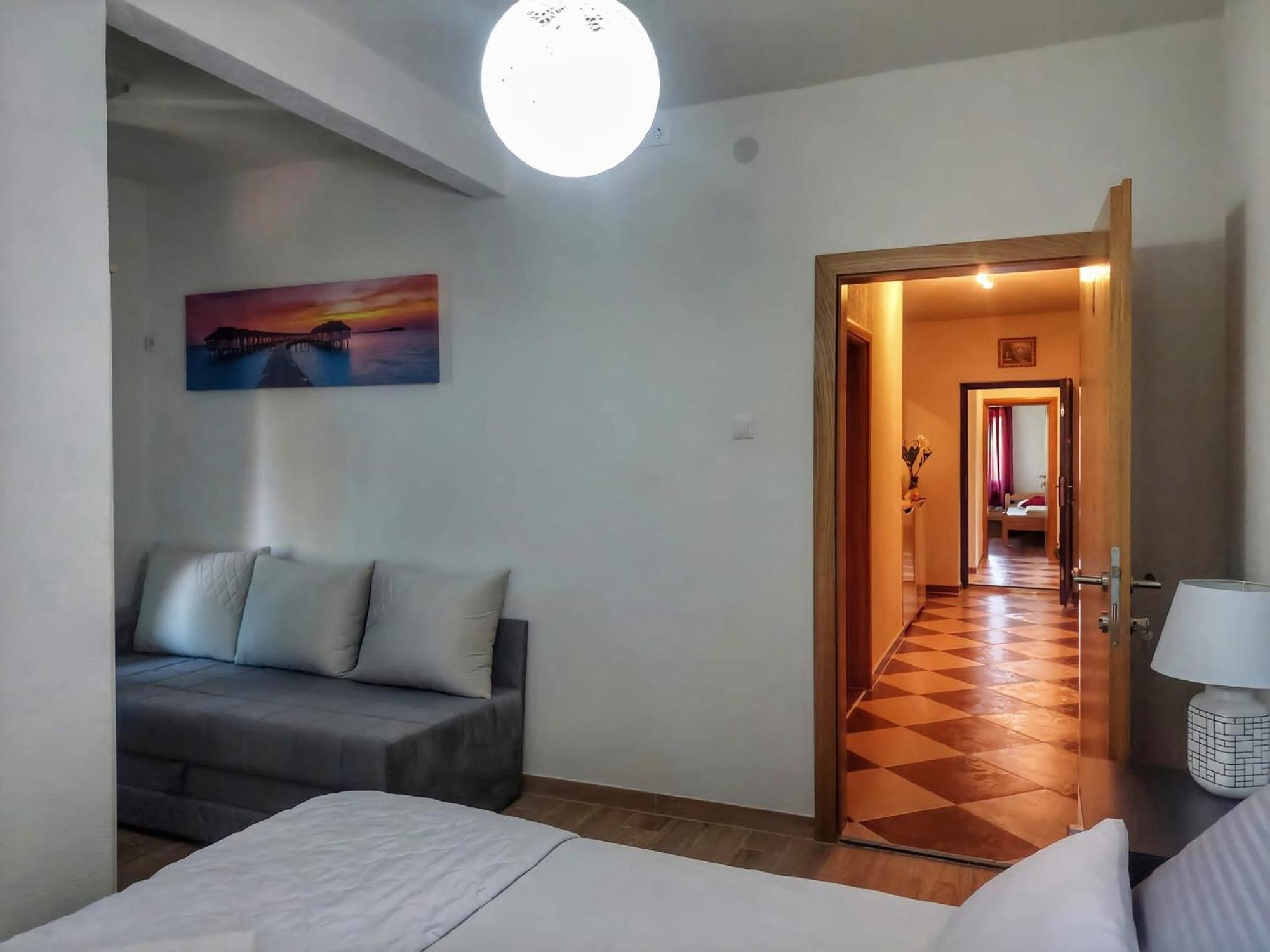 Vacation Home Keskic Velika Gata Екстер'єр фото