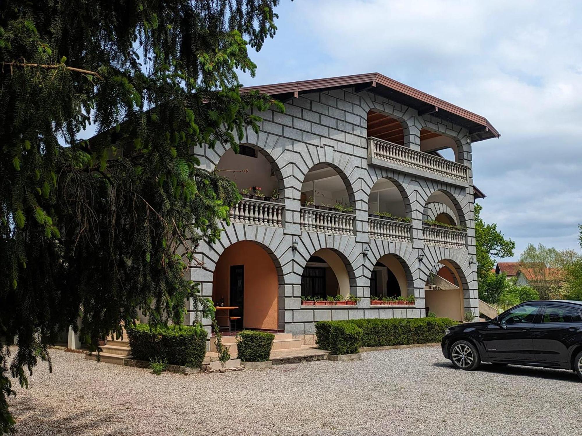 Vacation Home Keskic Velika Gata Екстер'єр фото
