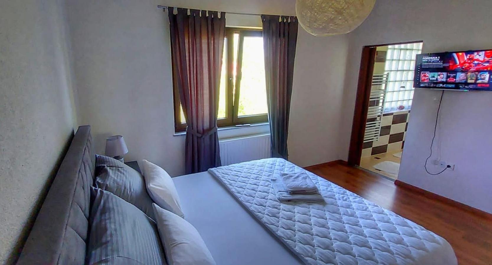 Vacation Home Keskic Velika Gata Екстер'єр фото
