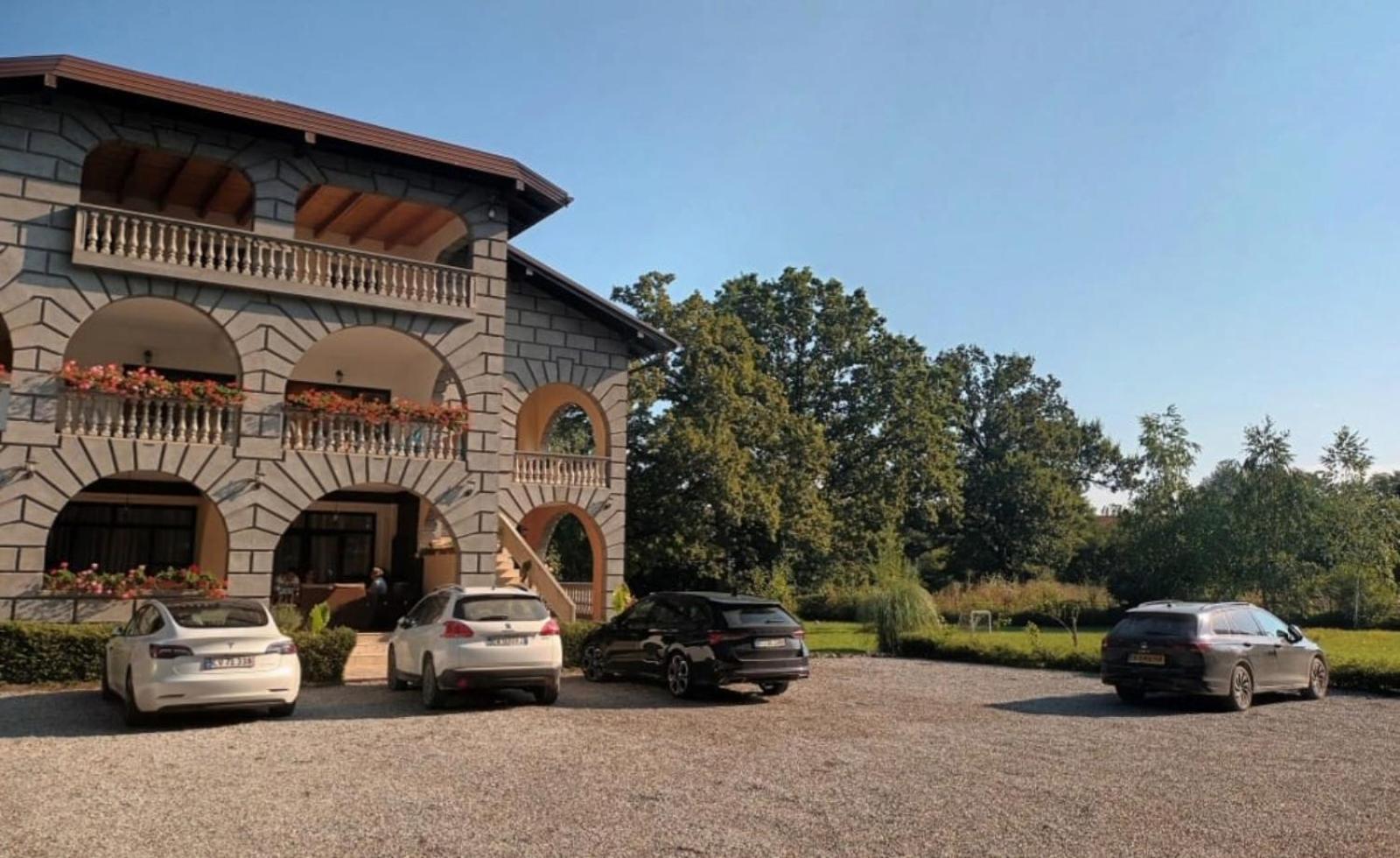 Vacation Home Keskic Velika Gata Екстер'єр фото