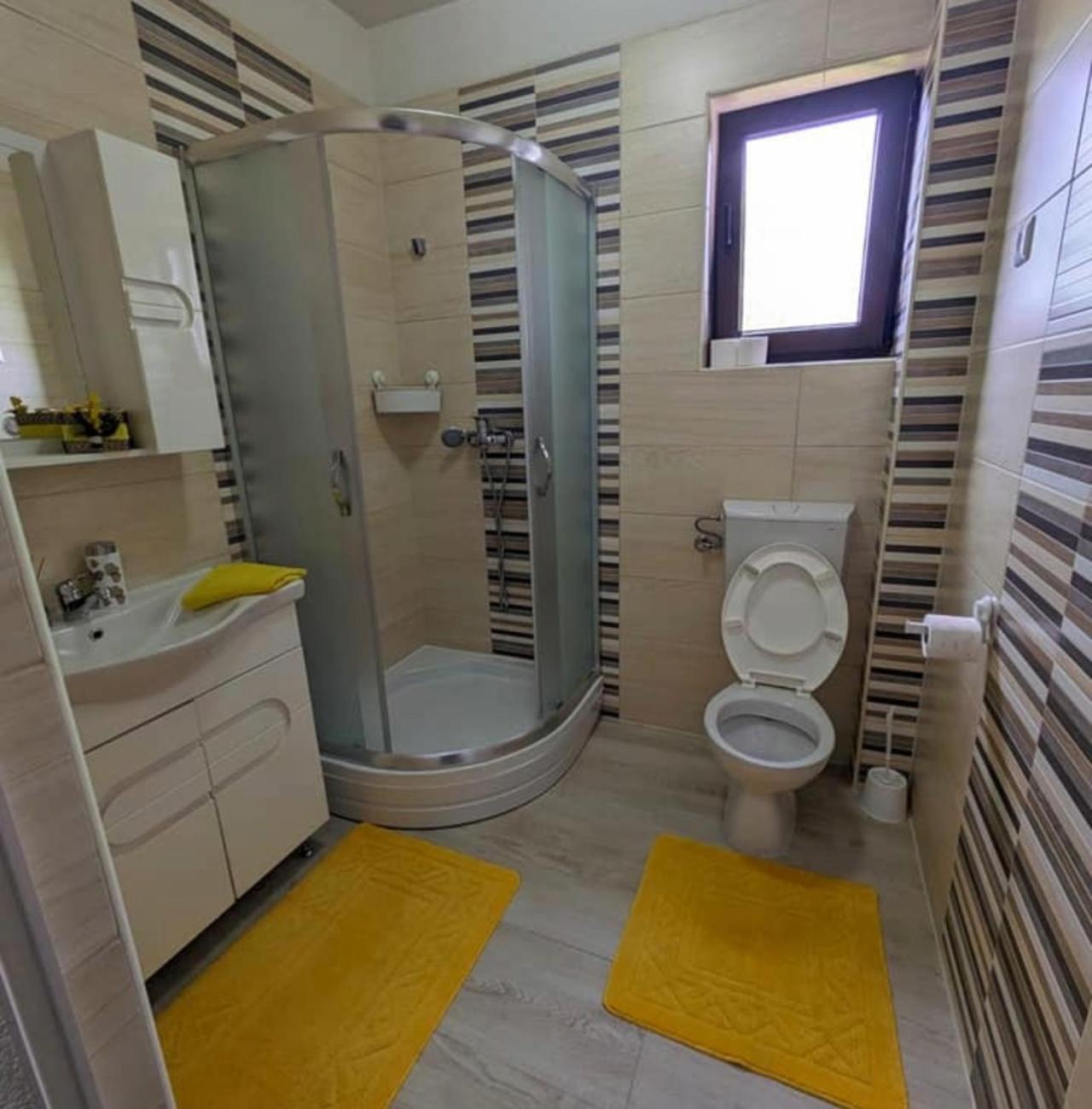 Vacation Home Keskic Velika Gata Екстер'єр фото