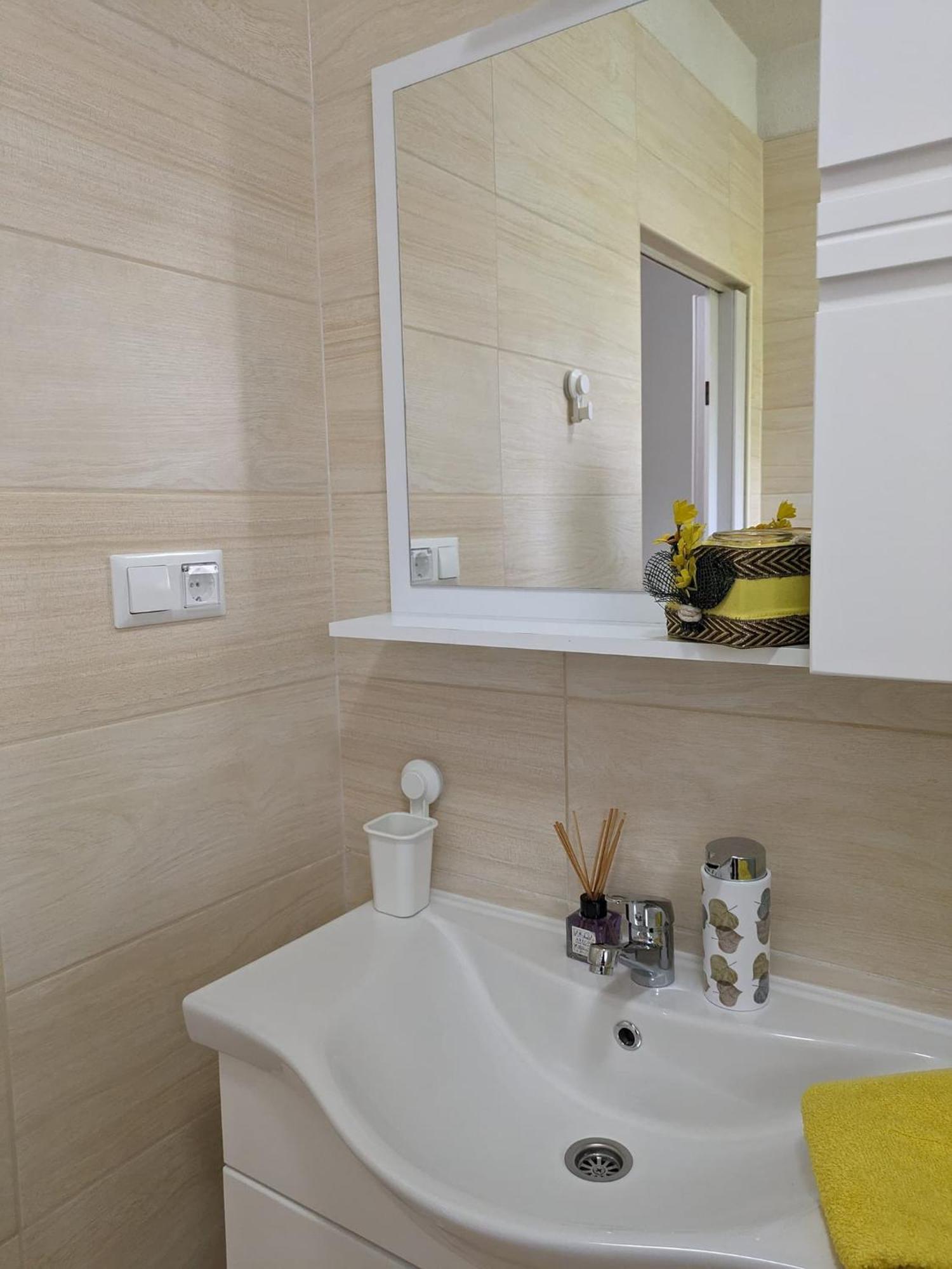 Vacation Home Keskic Velika Gata Екстер'єр фото